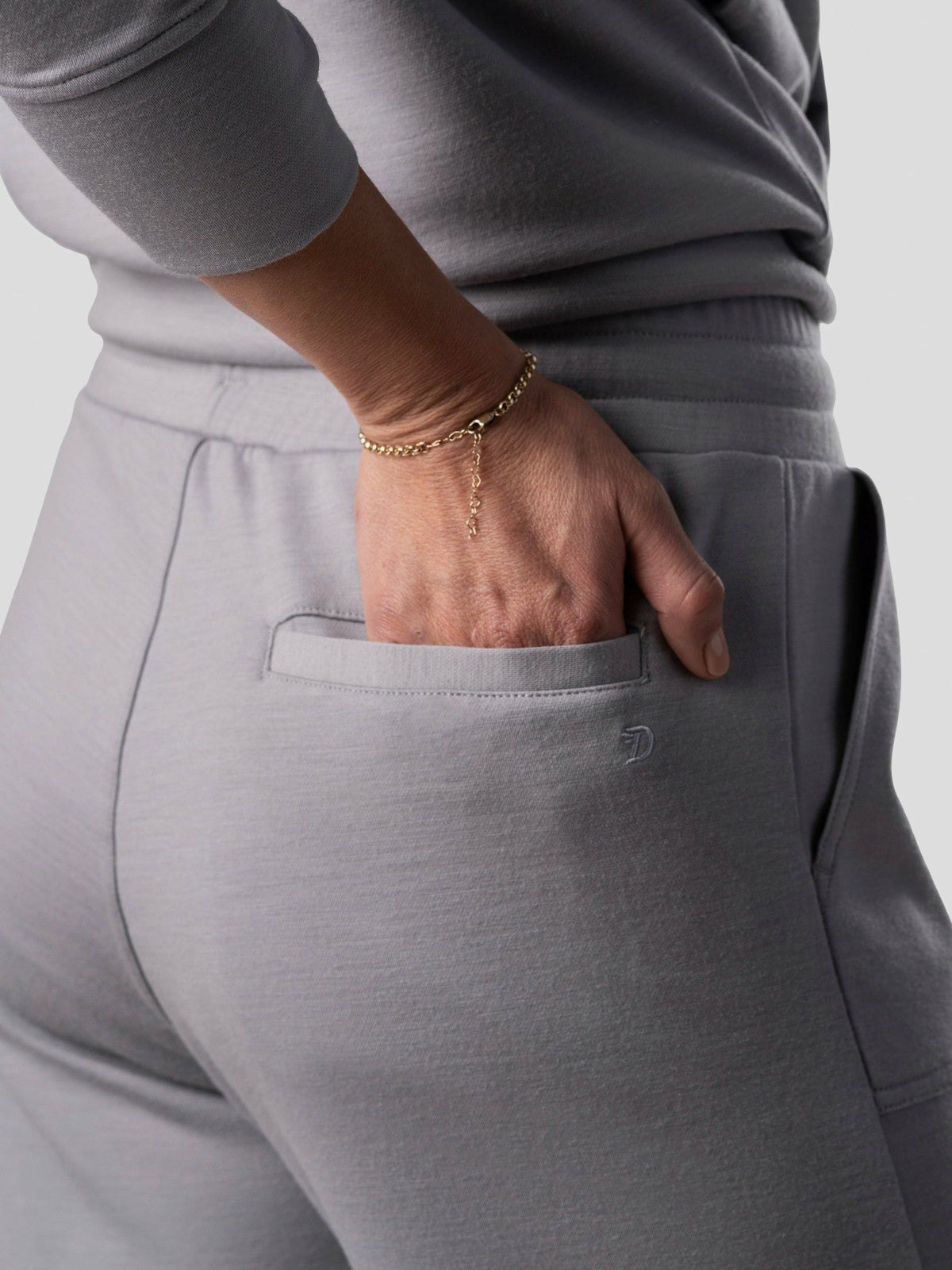 W's Barton Fleece Pant - Oyster | Duck Camp Top Pick